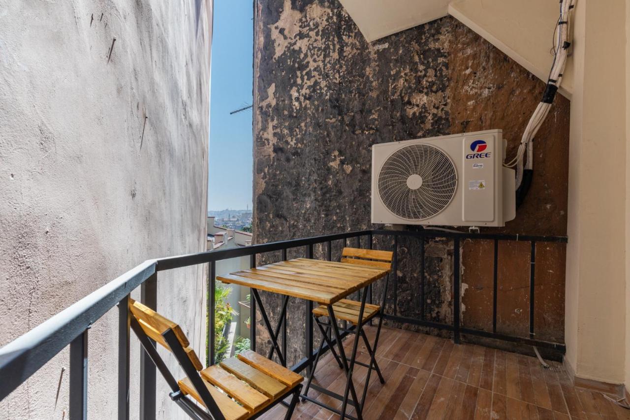 House Of Pirilti Istanbul Exterior photo